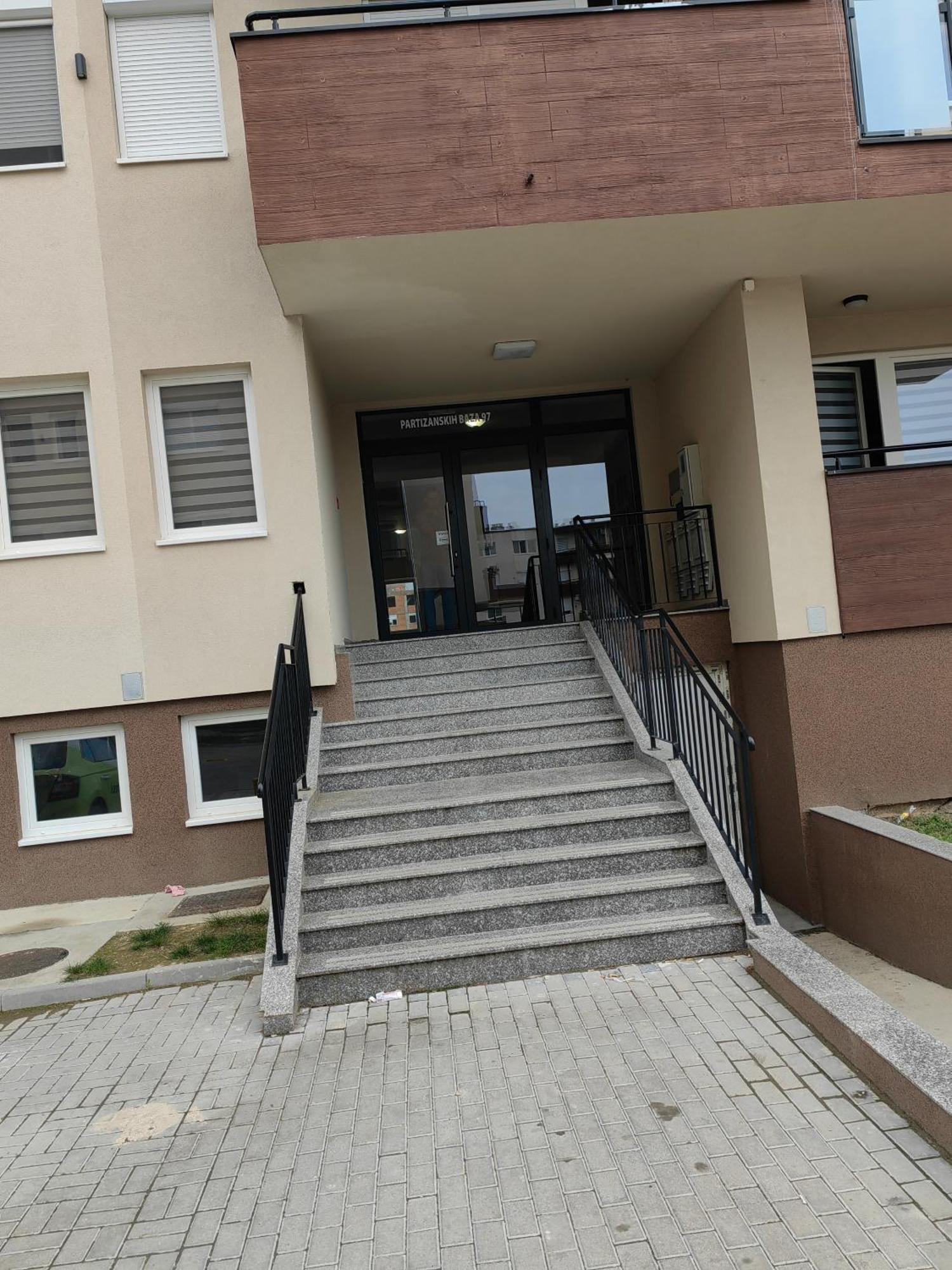 Road Warriors Apartment Σουμπότικα Εξωτερικό φωτογραφία