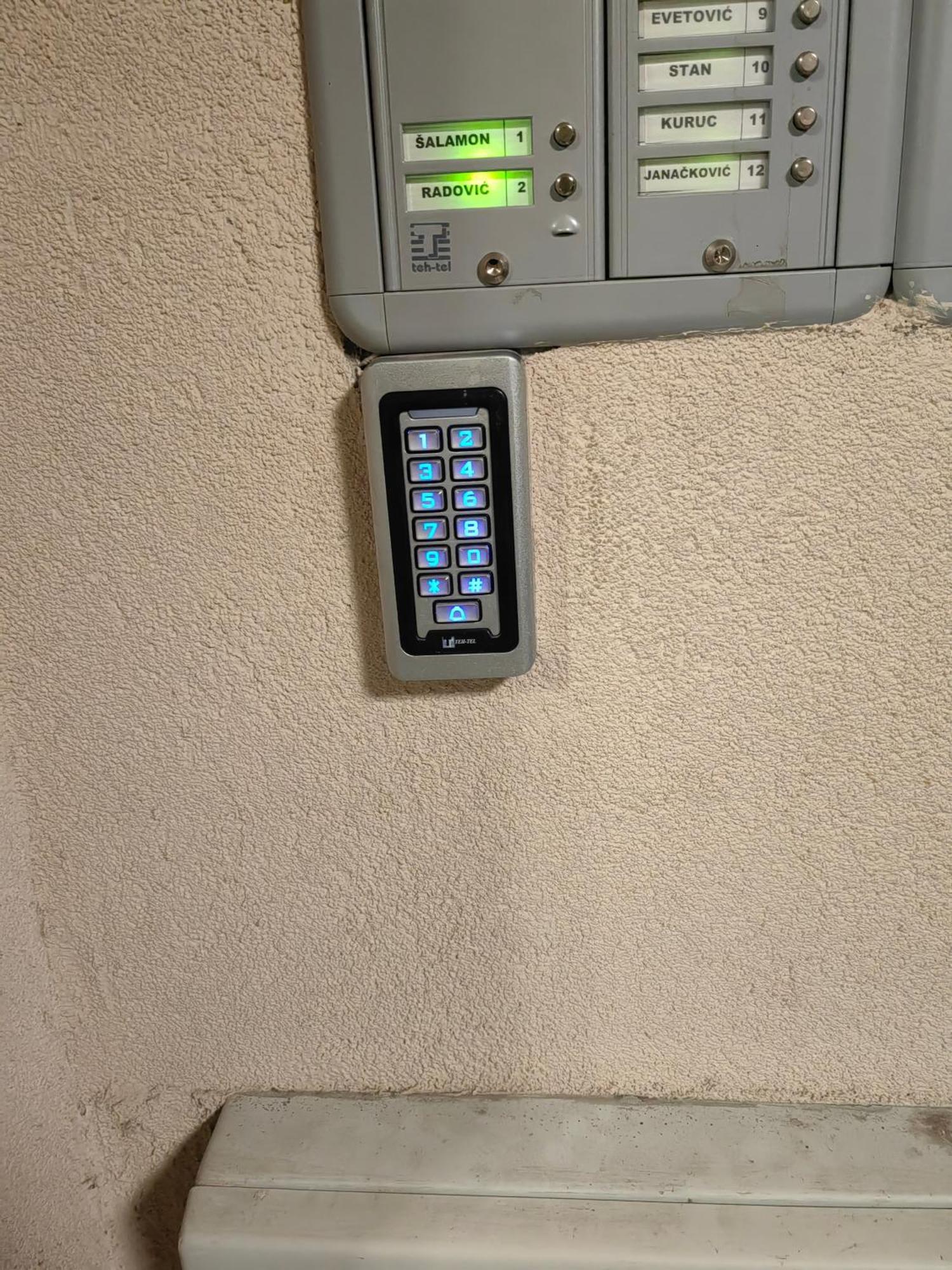 Road Warriors Apartment Σουμπότικα Εξωτερικό φωτογραφία